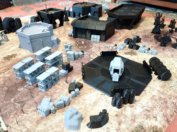 Sci-Fi Colony - Cutter Mountain Fabrications 001